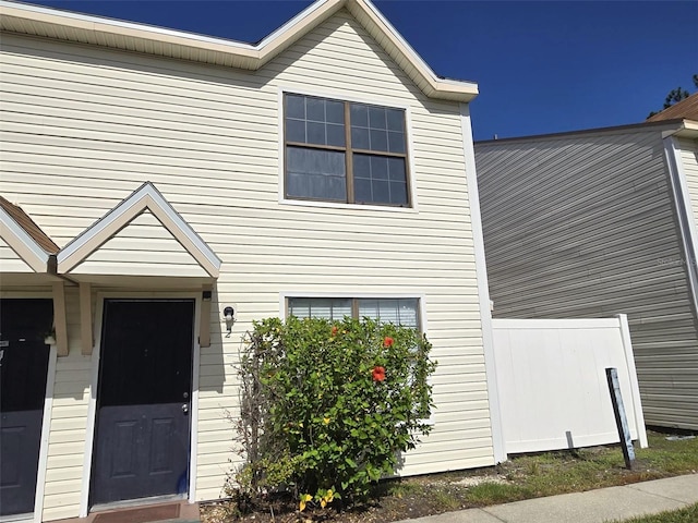2302 Maki Rd Unit 2, Plant City, FL 33563 - photo 1