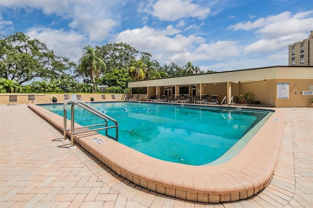 2621 Cove Cay Dr Unit 302, Clearwater, FL 33760 - community pool with a patio
