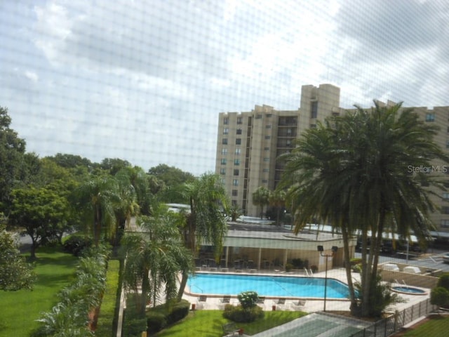 2621 Cove Cay Dr Unit 302, Clearwater, FL 33760 - view of community pool