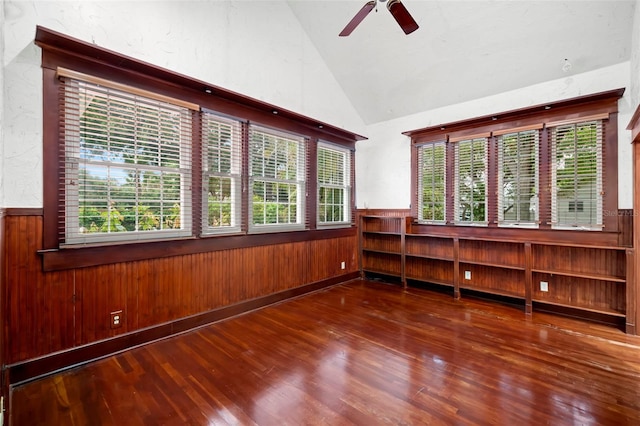 1400 Cherry St NE, Saint Petersburg, FL 33704 - unfurnished sunroom with vaulted ceiling and plenty of natural light
