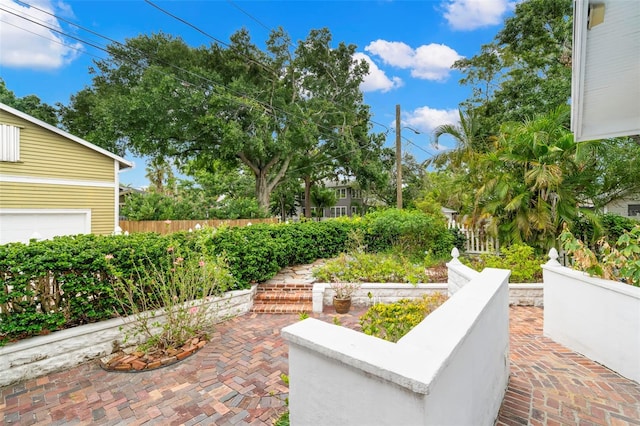 1400 Cherry St NE, Saint Petersburg, FL 33704 - view of patio / terrace