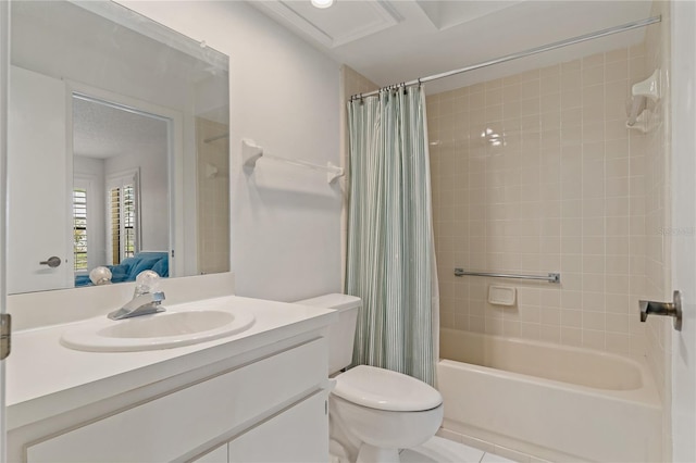 1401 Camelot Ct, Palm Harbor, FL 34684 - bathroom featuring shower / bath combination with curtain, vanity, and toilet