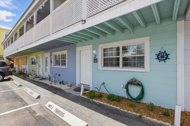 511 1st St, Cedar Key, FL 32625 - entrance to property featuring uncovered parking