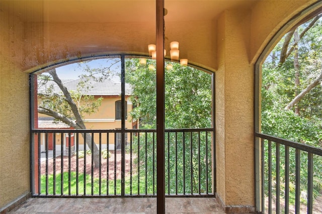 2171 Portofino Pl Unit 27-2725, Palm Harbor, FL 34683 - unfurnished sunroom with healthy amount of natural light