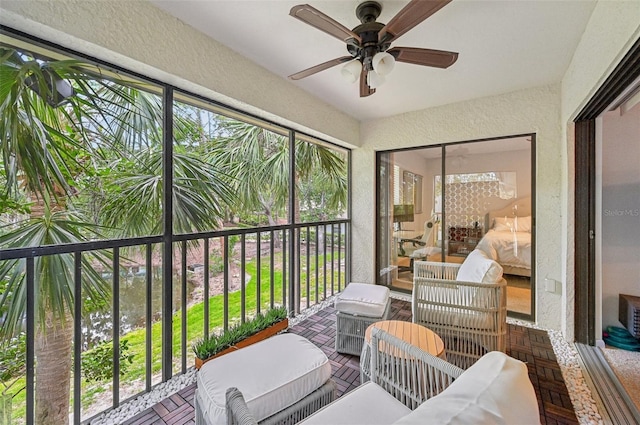 4735 Winslow Beacon Unit 14, Sarasota, FL 34235 - sunroom / solarium with a ceiling fan