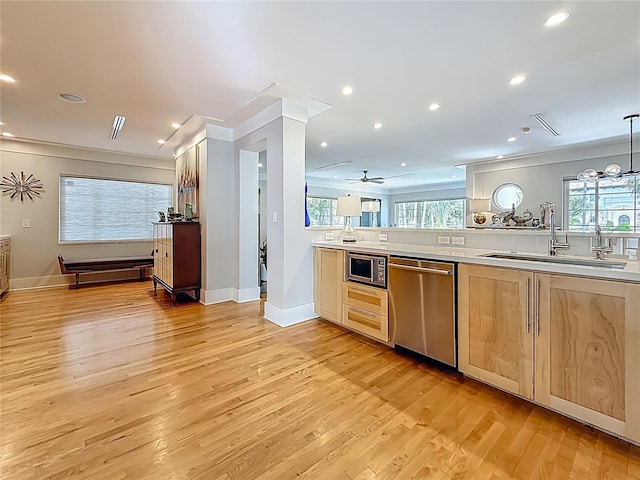 301 23rd Ave NE, Saint Petersburg, FL 33704 - photo 12
