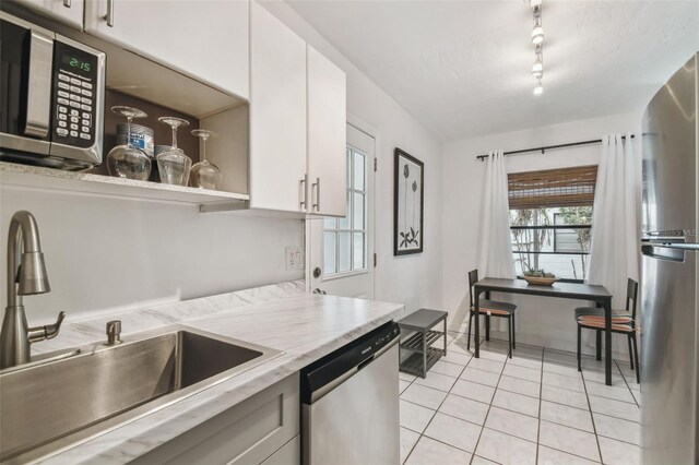 4009 S Renellie Dr, Tampa, FL 33611 - photo 13