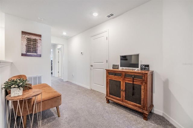 36414 Well Hill Way, Zephyrhills, FL 33541 - living area featuring light carpet and recessed lighting