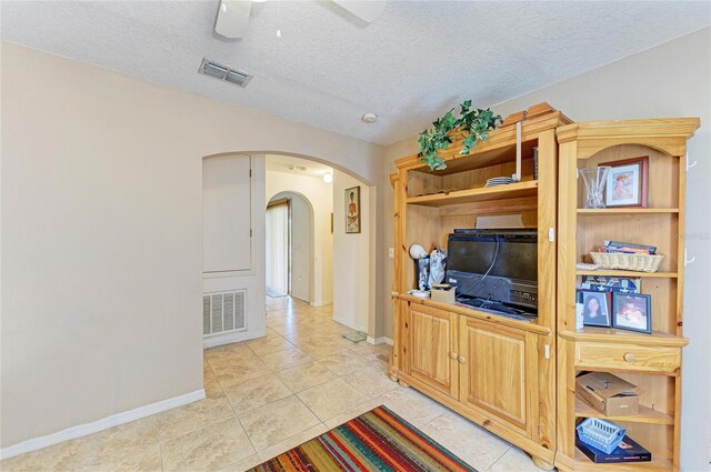 1857 N San Mateo Dr, North Port, FL 34288