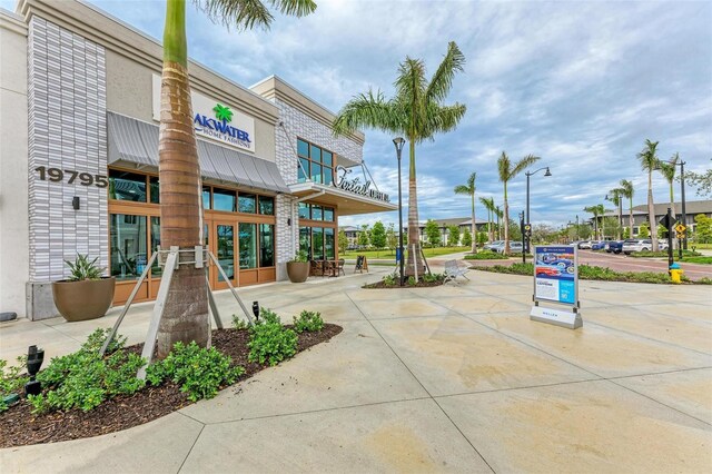 1857 N San Mateo Dr, North Port, FL 34288