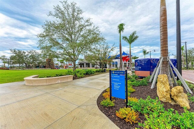1857 N San Mateo Dr, North Port, FL 34288