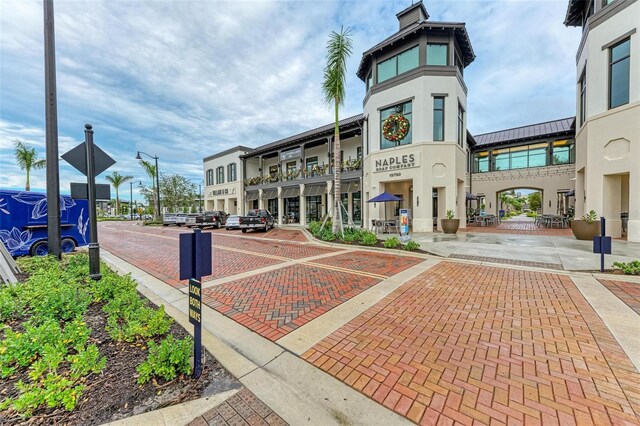 1857 N San Mateo Dr, North Port, FL 34288