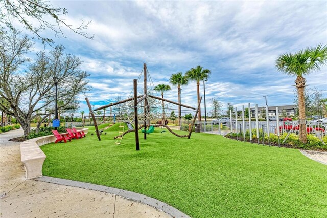 1857 N San Mateo Dr, North Port, FL 34288