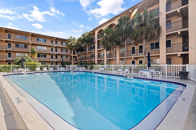 2525 W Bay Dr Unit B43, Belleair Bluffs, FL 33770 - photo 1