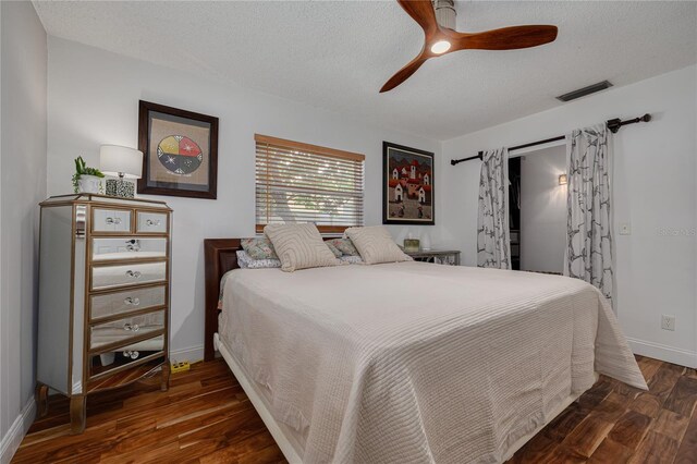 5700 Pacific St N, Saint Petersburg, FL 33703 - photo 12