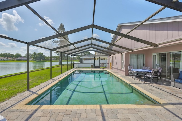 2021 Elk Spring Dr, Brandon, FL 33511 - swimming pool with a water view, a patio, a yard, and glass enclosure