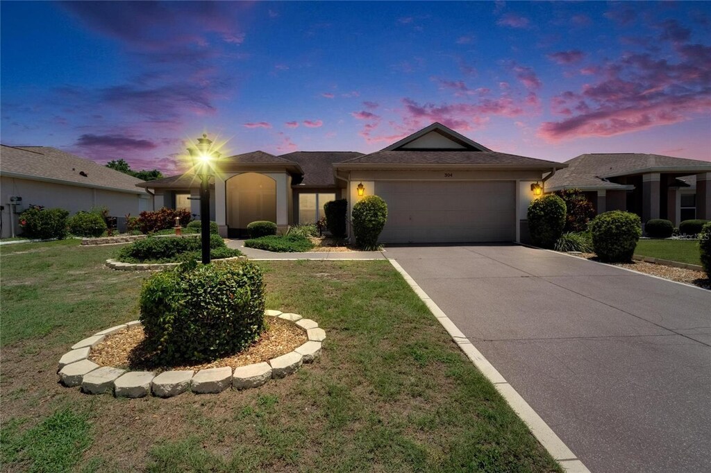 304 Caloosa Palms Ct, Sun City Center, FL 33573 - photo 1