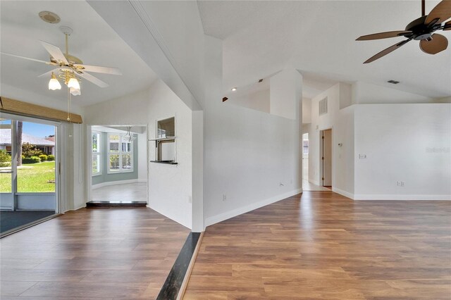 304 Caloosa Palms Ct, Sun City Center, FL 33573 - photo 7