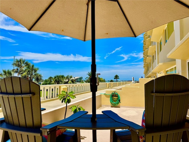 100 Bluff View Dr Unit 115C, Belleair Bluffs, FL 33770 - view of balcony