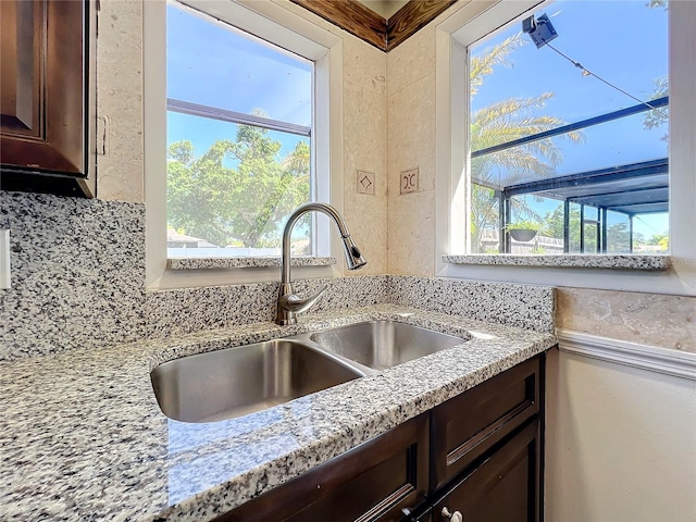 6682 Mauna Loa Blvd, Sarasota, FL 34241 - photo 19