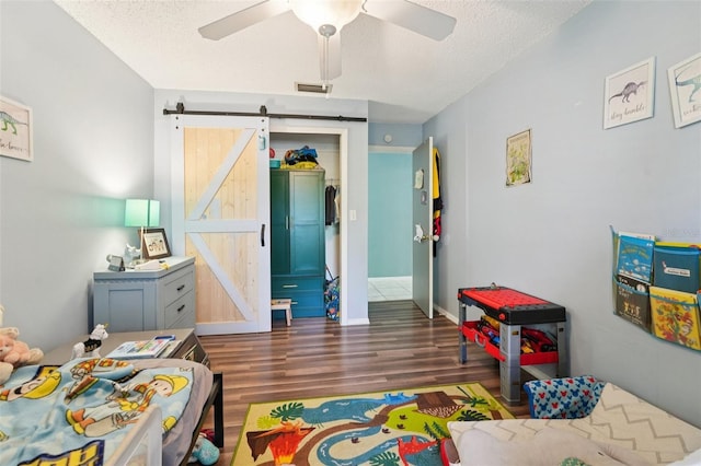 2714 Witley Ave, Palm Harbor, FL 34685 - photo 21
