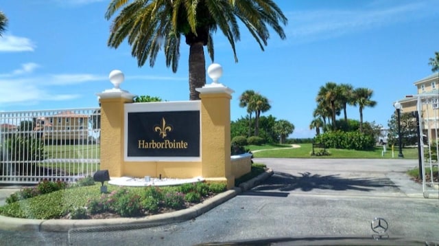 26 Harborpointe Dr, Port Richey, FL 34668 - view of community sign