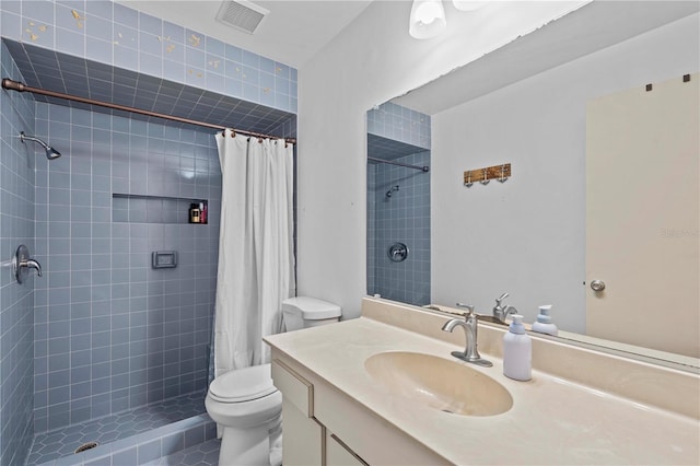 7705 4th Ave W, Bradenton, FL 34209 - full bathroom with vanity and tiled shower