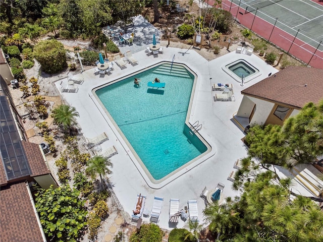 7705 4th Ave W, Bradenton, FL 34209 - bird's eye view of a pool area