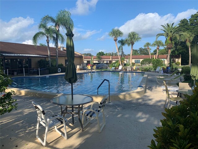 13829 Mission Oaks Blvd, Seminole, FL 33776