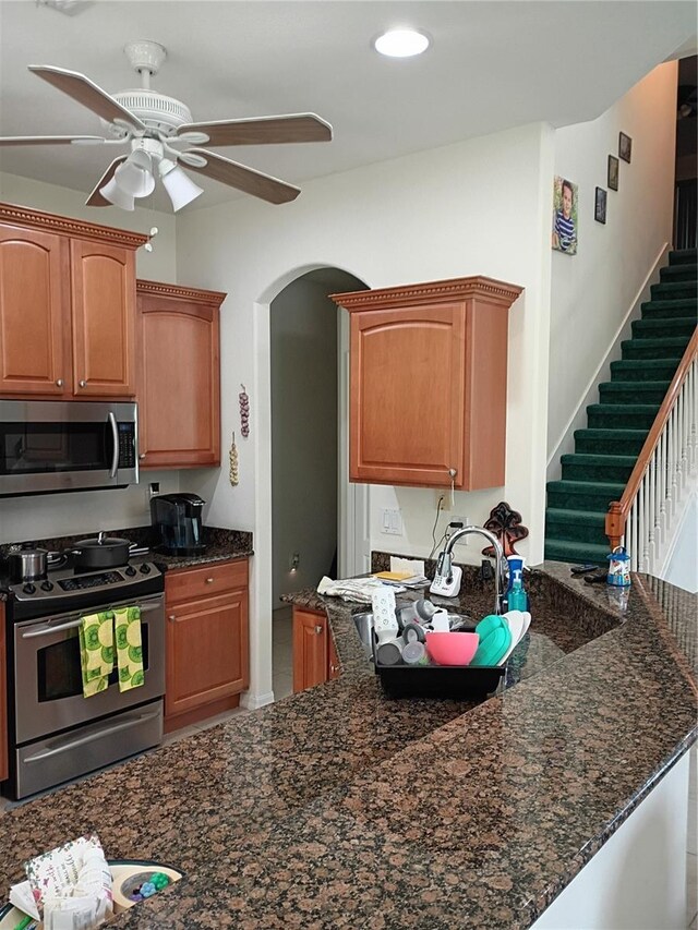 1855 Briland St, Tarpon Springs, FL 34689 - photo 5