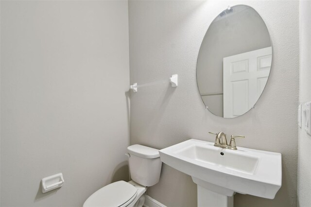 2432 Golden Pasture Cir, Clearwater, FL 33764 - photo 29