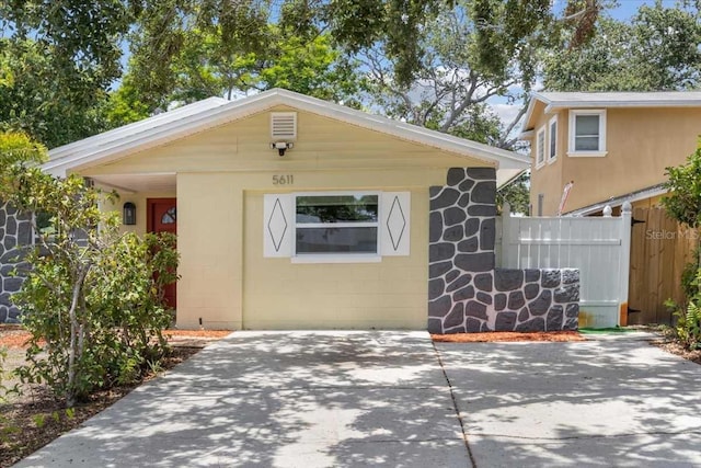 5611 Burlington Ave N, Saint Petersburg, FL 33710 - photo 2