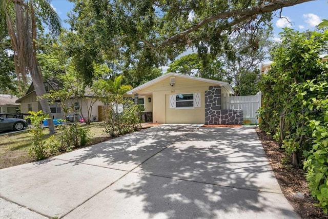5611 Burlington Ave N, Saint Petersburg, FL 33710 - photo 6