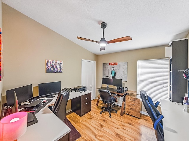 1338 Winding Willow Dr, Trinity, FL 34655 - office with a ceiling fan, light wood-style floors, and lofted ceiling
