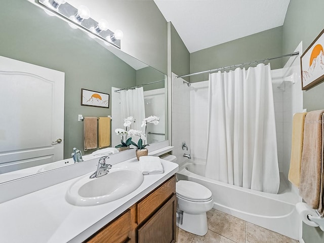 1338 Winding Willow Dr, Trinity, FL 34655 - full bathroom featuring vanity, shower / bath combo, and tile patterned flooring