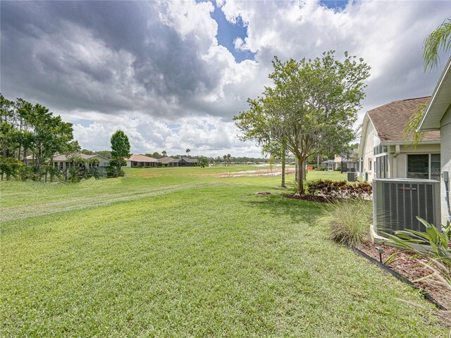 1338 Winding Willow Dr, Trinity, FL 34655 - view of green lawn