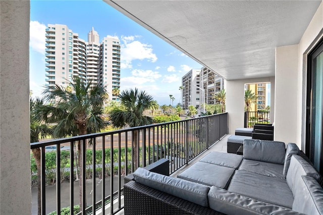 1501 Gulf Blvd Unit 201, Clearwater Beach, FL 33767 - balcony with outdoor lounge area
