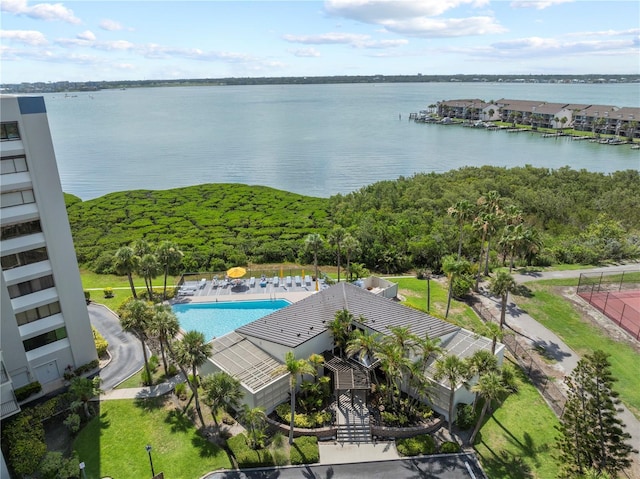 1501 Gulf Blvd Unit 201, Clearwater Beach, FL 33767 - aerial view of a pool and a nearby body of water