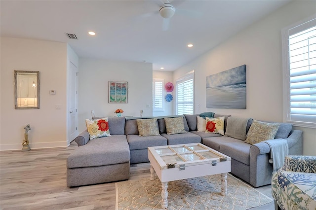 803 Oak Bend Ln, Dunedin, FL 34698 - living area featuring light wood-type flooring, recessed lighting, and ceiling fan