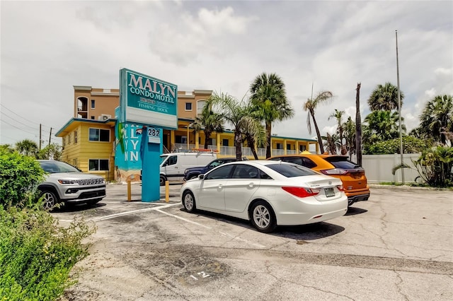 282 Treasure Island Cswy Unit 12, Treasure Island, FL 33706 - view of uncovered parking lot