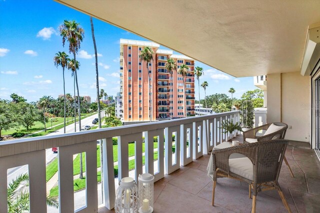 1200 N Shore Dr NE Unit 404, Saint Petersburg, FL 33701 - photo 5