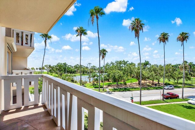 1200 N Shore Dr NE Unit 404, Saint Petersburg, FL 33701 - photo 11