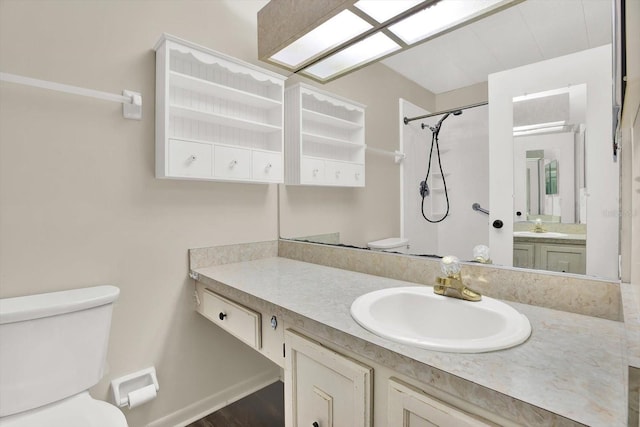 1206 10th Cir SE, Largo, FL 33771 - bathroom featuring vanity and a shower