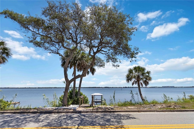 711 N Indian River Dr, Cocoa, FL 32922 - water view