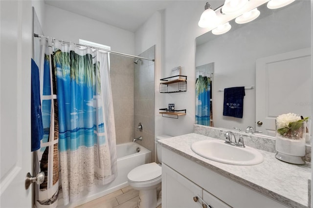 5415 Limelight Dr, Apollo Beach, FL 33572 - bathroom featuring vanity and shower / tub combo with curtain