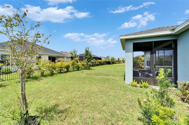 5415 Limelight Dr, Apollo Beach, FL 33572 - view of yard with a sunroom