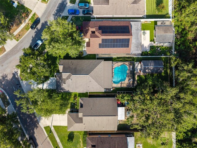 2043 Wrangler Dr, Brandon, FL 33511 - aerial view of a pool