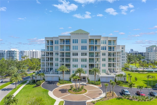 125 Belleview Blvd Unit 203, Belleair, FL 33756 - view of apartment building / complex