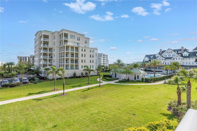 125 Belleview Blvd Unit 203, Belleair, FL 33756 - view of property's community with a yard