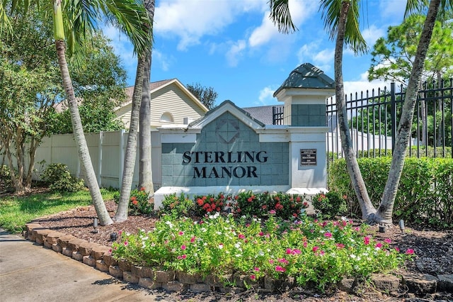 899 Addison Dr NE, Saint Petersburg, FL 33716 - view of community / neighborhood sign